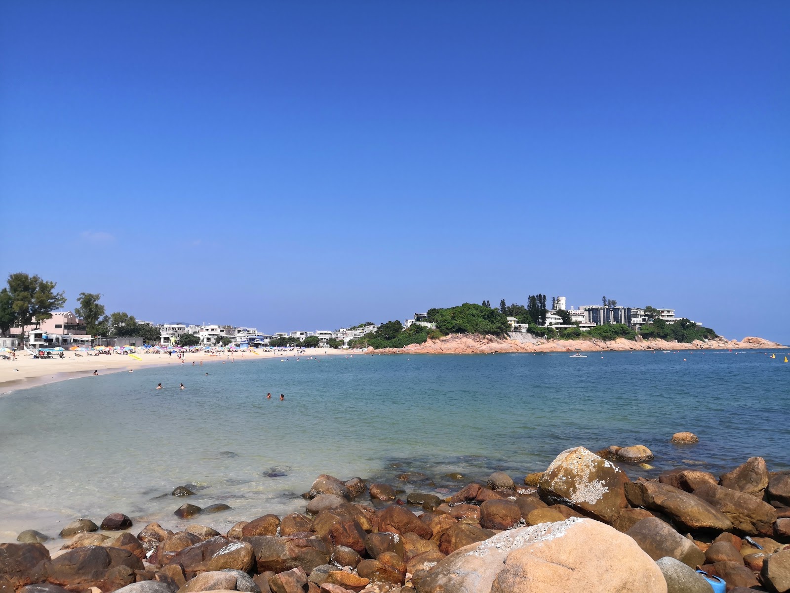Photo de Shek O Beach et le règlement