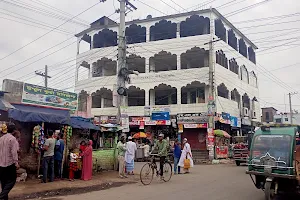 Ershad Mor Kamarpara Bazar Dhaka Coach Stand Jame Mosque image