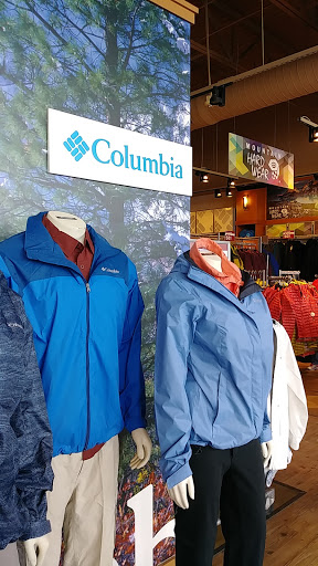 Sportswear Store «Columbia Sportswear Outlet Store at Tanger Outlet Center», reviews and photos, 6699 N Landmark Dr e, Park City, UT 84098, USA