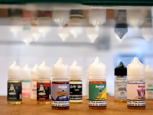 Electronics Store «District Five Vape Store», reviews and photos, 6787 Wilson Blvd, Falls Church, VA 22044, USA