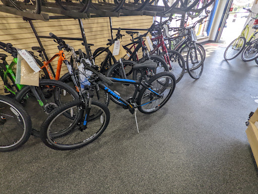 Bicycle Repair Shop «Ridgewood Cycle Shop», reviews and photos, 35 N Broad St, Ridgewood, NJ 07450, USA