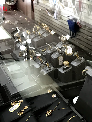 Watch Repair Service «Watch & Jewelry By Benny», reviews and photos, 7940 Pines Blvd, Pembroke Pines, FL 33024, USA