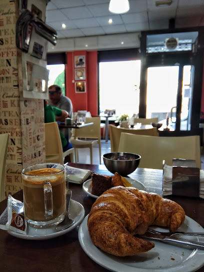 Acuña Panaderia Café - Bar - Rúa Concepción Arenal, 2 bajo, 36820 Ponte Caldelas, Pontevedra, Spain