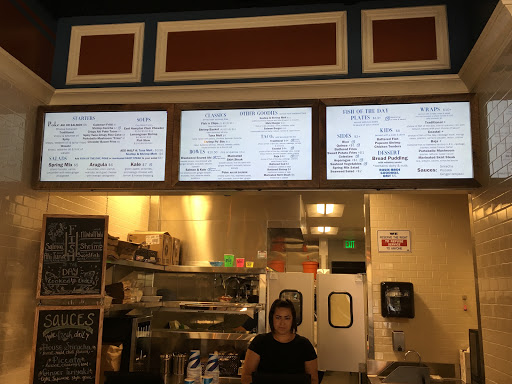 Seafood Restaurant «Fish District», reviews and photos, 665 San Rodolfo Dr, Solana Beach, CA 92075, USA