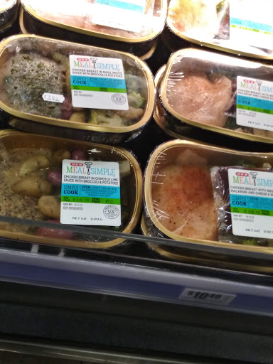 Grocery Store «H-E-B Grocery», reviews and photos, 3111 Woodridge Cove Dr Suite 500, Houston, TX 77087, USA