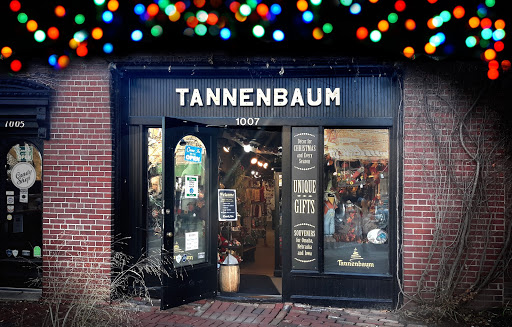 Tannenbaum Christmas Shop, 1007 Howard St, Omaha, NE 68102, USA, 