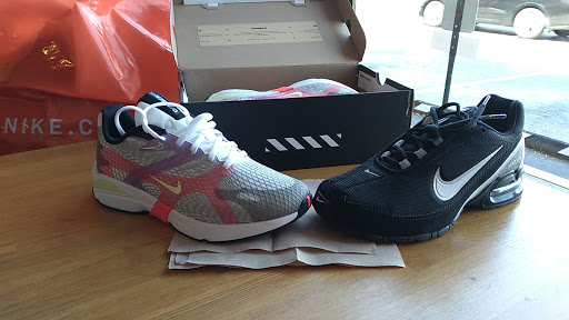 Sporting Goods Store «Nike Factory Store», reviews and photos, 4600 Shelbyville Rd #615, Louisville, KY 40207, USA