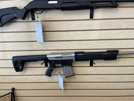 Gun Shop «Gun Outlet & Pawn», reviews and photos, 5115 N Tryon St, Charlotte, NC 28213, USA