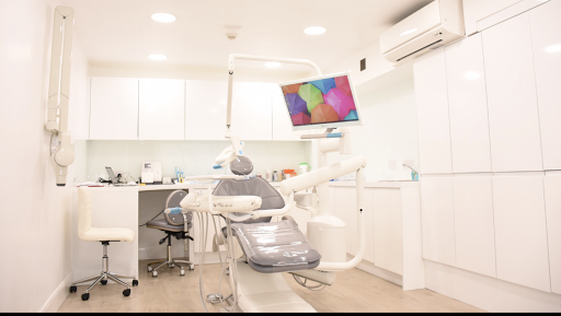 Dame Street Dental : Hi-Tech Modern Care