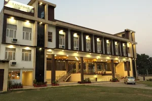 Vinayak Resort Bahraich image