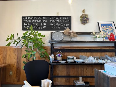 CAFE SUNBEAR