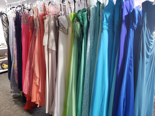 Bridal Shop «Spring Lake Bridal», reviews and photos, 616 E Savidge St B, Spring Lake, MI 49456, USA