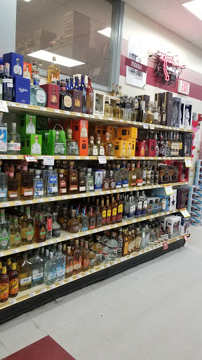 Liquor Store «Curtis Liquors - Weymouth», reviews and photos, 486 Columbian St, Weymouth, MA 02190, USA