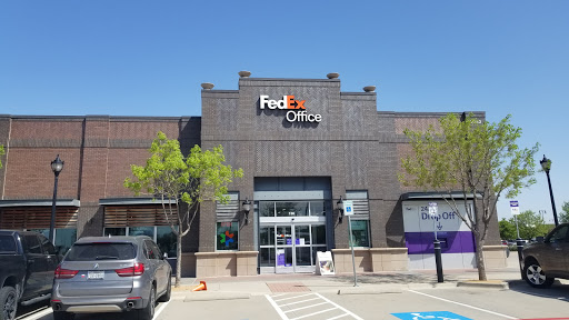 Print Shop «FedEx Office Print & Ship Center», reviews and photos, 5062 Main St #150, Frisco, TX 75033, USA