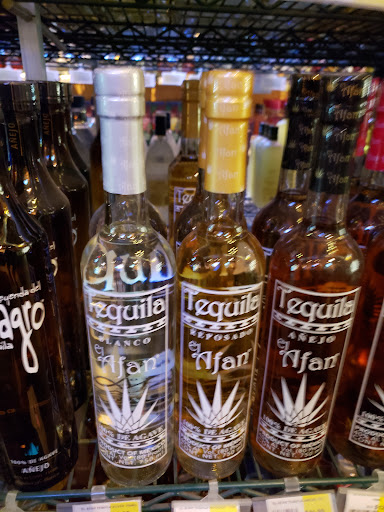 Wine Store «Side Door Liquor Store», reviews and photos, 1222 Sunland Park Dr, El Paso, TX 79922, USA