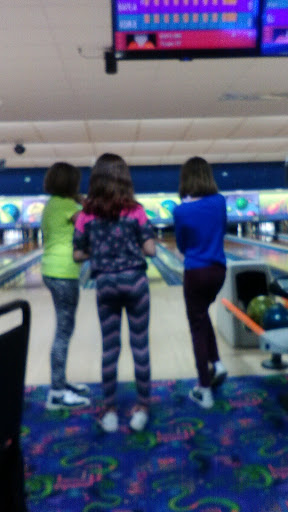 Bowling Alley «Thomaston Lanes Inc», reviews and photos, 180 Watertown Rd, Thomaston, CT 06787, USA