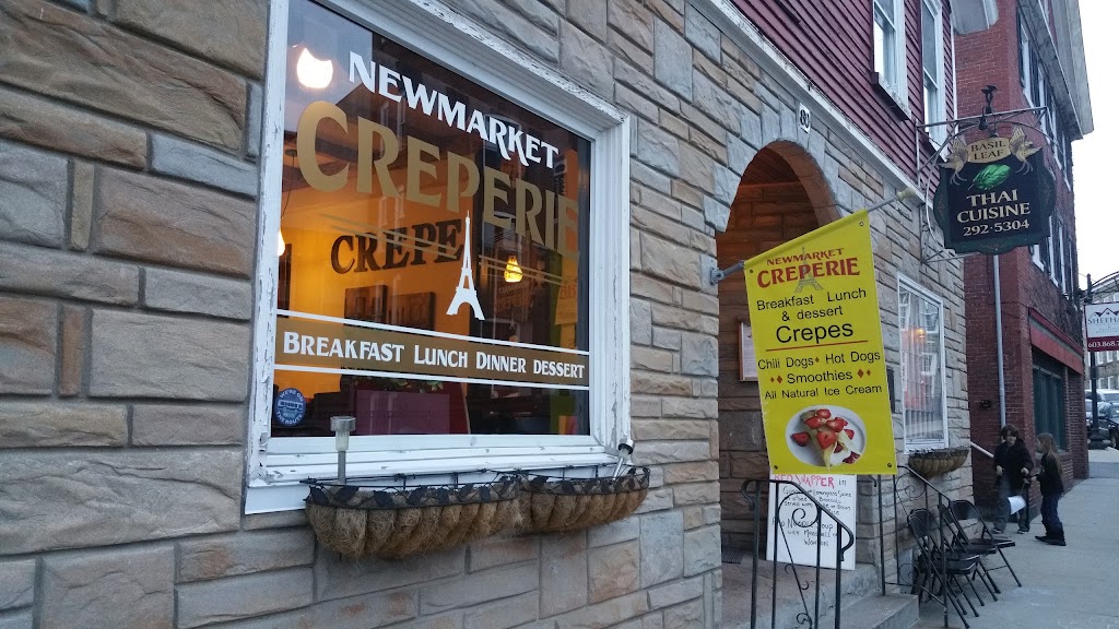 Newmarket Creperie 03857