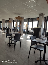 Atmosphère du Restaurant Le Resto de la Plage à Criel-sur-Mer - n°5