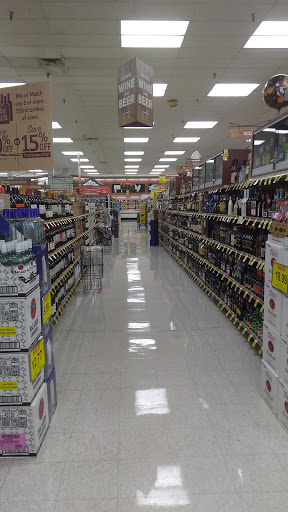 Grocery Store «Schnucks», reviews and photos, 109 N Mattis Ave, Champaign, IL 61821, USA