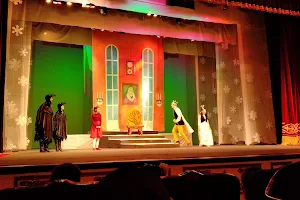 Kazakhskiy Muzykal'no-Dramaticheskiy Teatr image