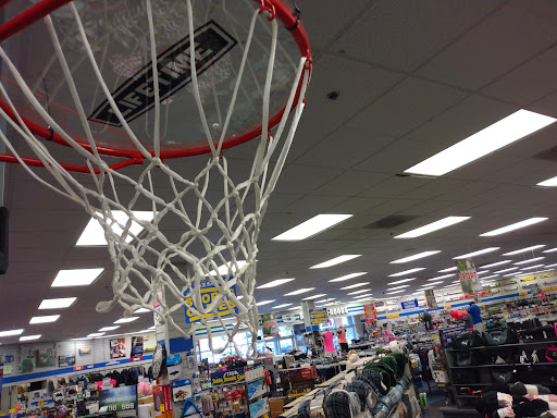 Sporting Goods Store «Big 5 Sporting Goods», reviews and photos, 4665 Commercial St SE, Salem, OR 97302, USA