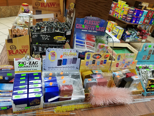 Tobacco Shop «Lombard Tobacco», reviews and photos, 890 E Roosevelt Rd, Lombard, IL 60148, USA