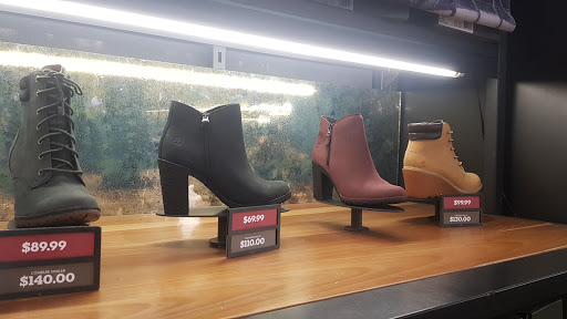 Shoe Store «Timberland Factory Store», reviews and photos, 651 Kapkowski Rd #2034, Elizabeth, NJ 07201, USA