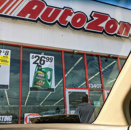 Auto Parts Store «AutoZone», reviews and photos, 13407 SW Pacific Hwy, Tigard, OR 97223, USA