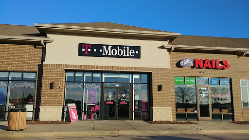 T-Mobile, 1499 S Randall Rd, Algonquin, IL 60102, USA, 