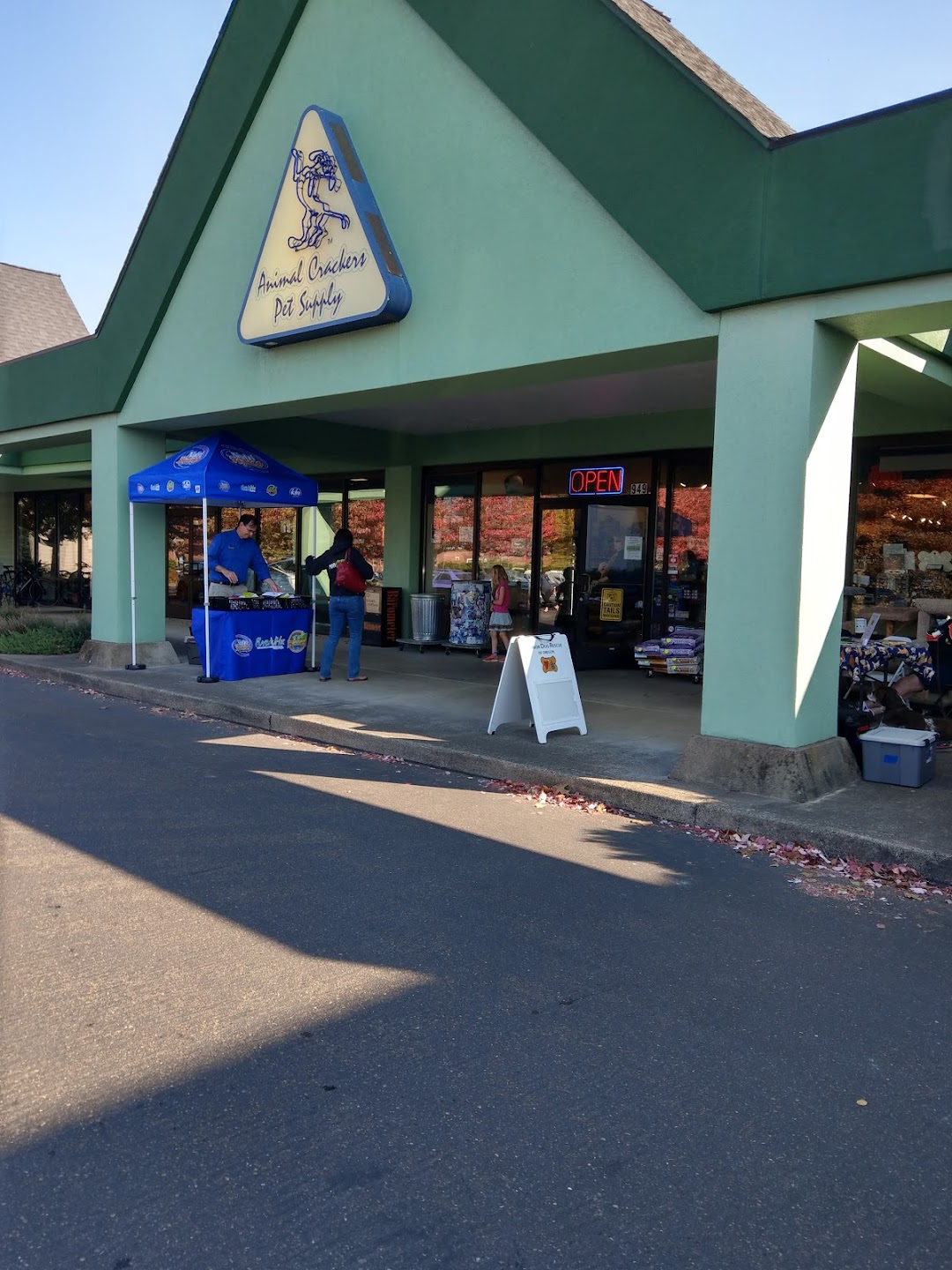 Animal Crackers Pet Supply