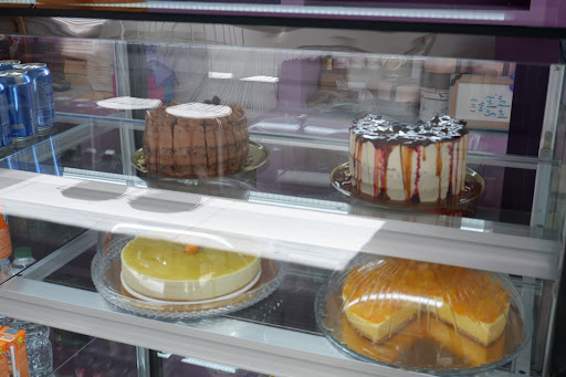 Pastelería y Repostería JJ Beautiful Sweet en Parla, Madrid