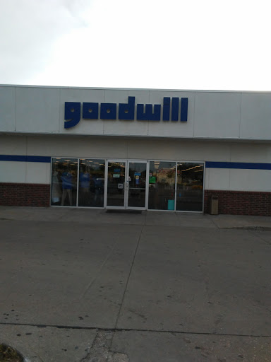 Goodwill Industries of Kansas, 2640 Planet Ave, Salina, KS 67401, Thrift Store