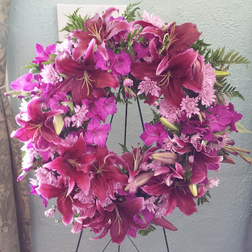 Florist «Eclectic Garden», reviews and photos, 323 Walnut St, St Charles, IL 60174, USA