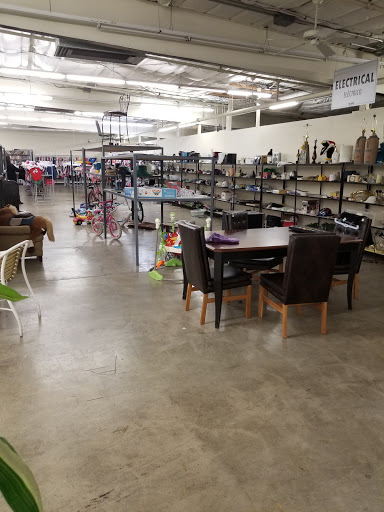 Thrift Store «Thrifty Bargains», reviews and photos, 1472 Bridge St, Yuba City, CA 95993, USA