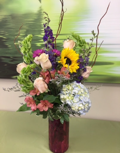 Florist «Plainfield Florist», reviews and photos, 1017 E Main St, Plainfield, IN 46168, USA