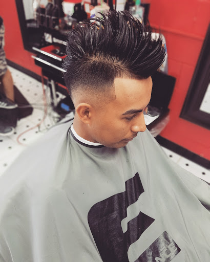 Barber Shop «Elegance Barber Shop & Salon», reviews and photos, 2522 E North St, Greenville, SC 29615, USA