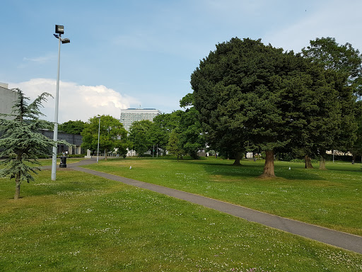 Ravelin Park