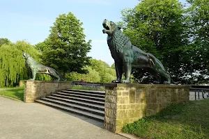 Löwenbastion image