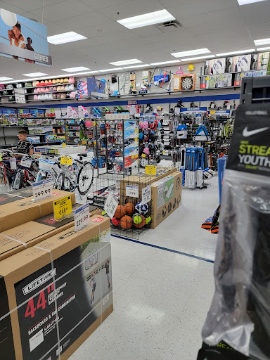 Sporting Goods Store «Big 5 Sporting Goods», reviews and photos, 4701 Century Blvd, Pittsburg, CA 94565, USA