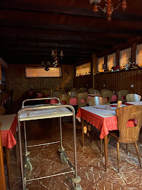 Atmosphère du Restaurant Auberge du Jotty à La Vernaz - n°2