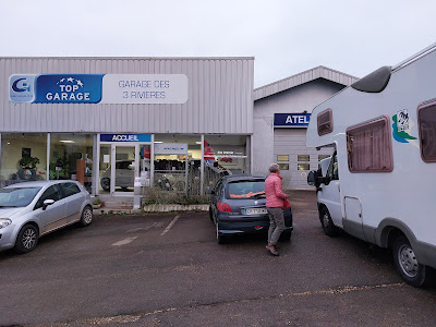 Garage des Trois Rivières à Is-sur-Tille