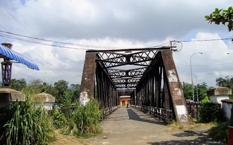 Gampola Bridge image