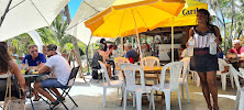 Atmosphère du Restaurant La terrasse de Bois Jolan à Sainte-Anne - n°1