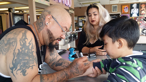 Tattoo Shop «Distinctive Ink», reviews and photos, 8415 Rosemead Blvd, Pico Rivera, CA 90660, USA