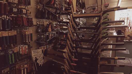 Bicycle Store «Marysville Bike Shop», reviews and photos, 1511 Grove St, Marysville, WA 98270, USA