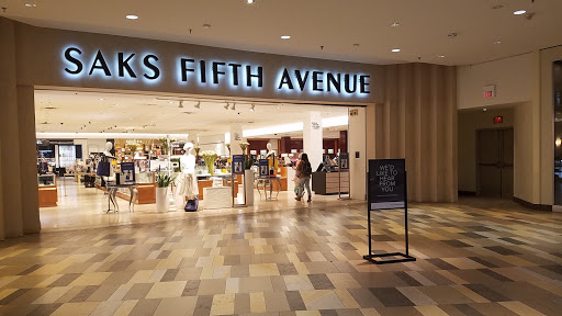 Department Store «Saks Fifth Avenue», reviews and photos, 26100 Cedar Rd, Beachwood, OH 44122, USA