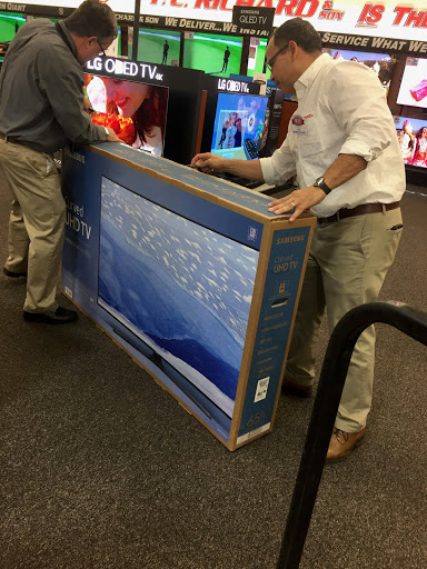 Appliance Store «P.C. Richard & Son», reviews and photos, 136 Elm St, Enfield, CT 06082, USA