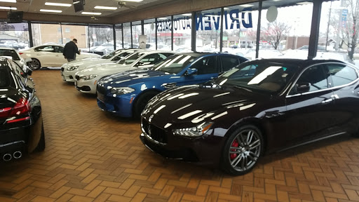 Used Car Dealer «Driven Auto Sales», reviews and photos, 6800 W 79th St, Burbank, IL 60459, USA