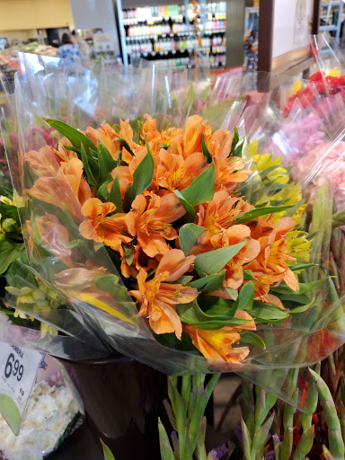 Grocery Store «Safeway», reviews and photos, 14020 Main St NE, Duvall, WA 98019, USA