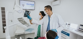 MAXILO IMPLANT - Centru de Stomatologie, Chirurgie si Implantologie - Clinica ta de Sanatate Oro-dentara din Arad